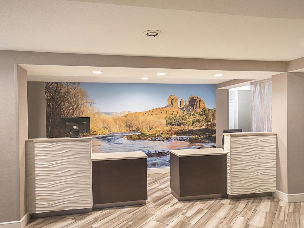 La Quinta By Wyndham Flagstaff Hotel Exterior photo