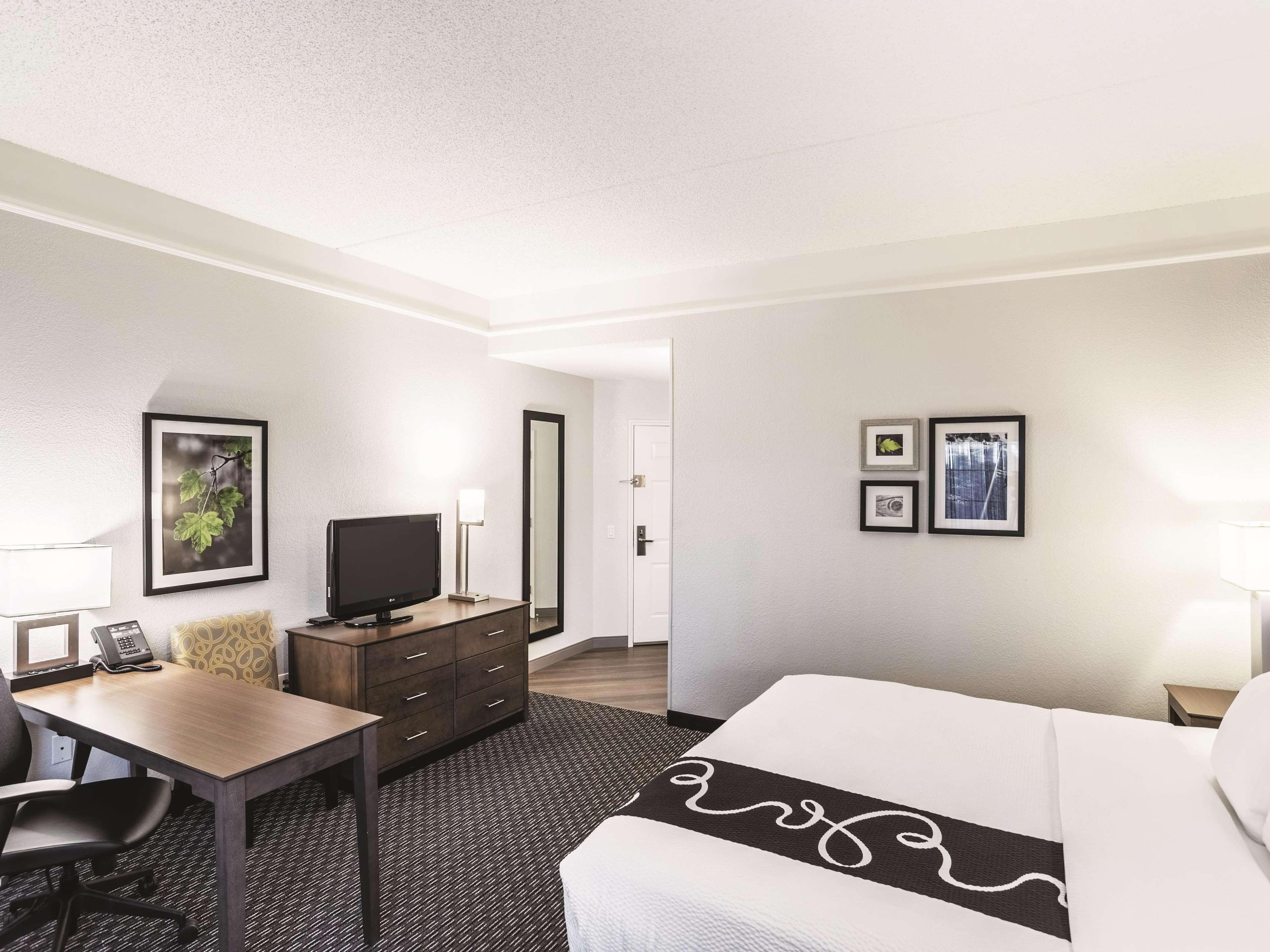 La Quinta By Wyndham Flagstaff Hotel Exterior photo