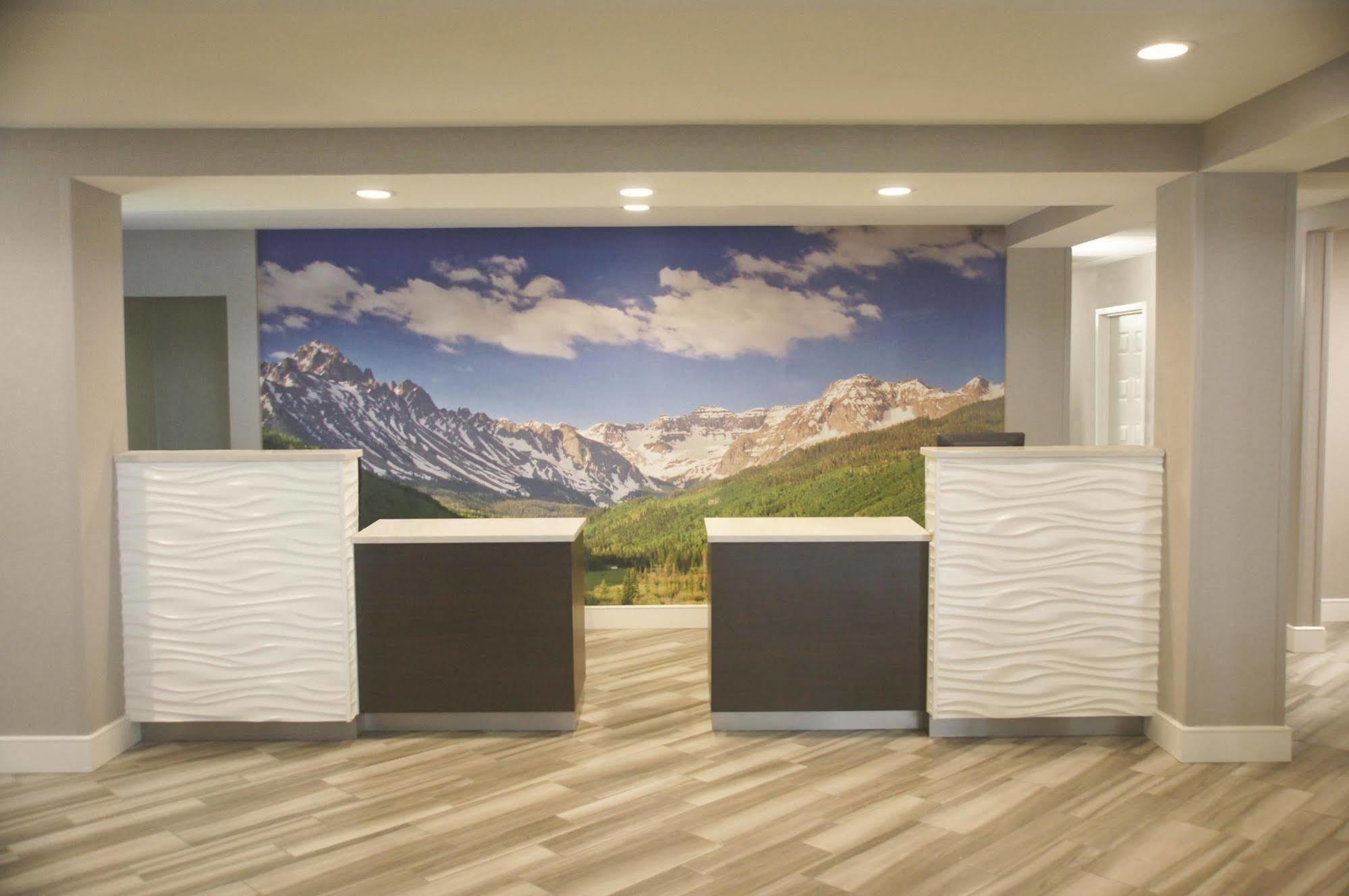 La Quinta By Wyndham Flagstaff Hotel Exterior photo